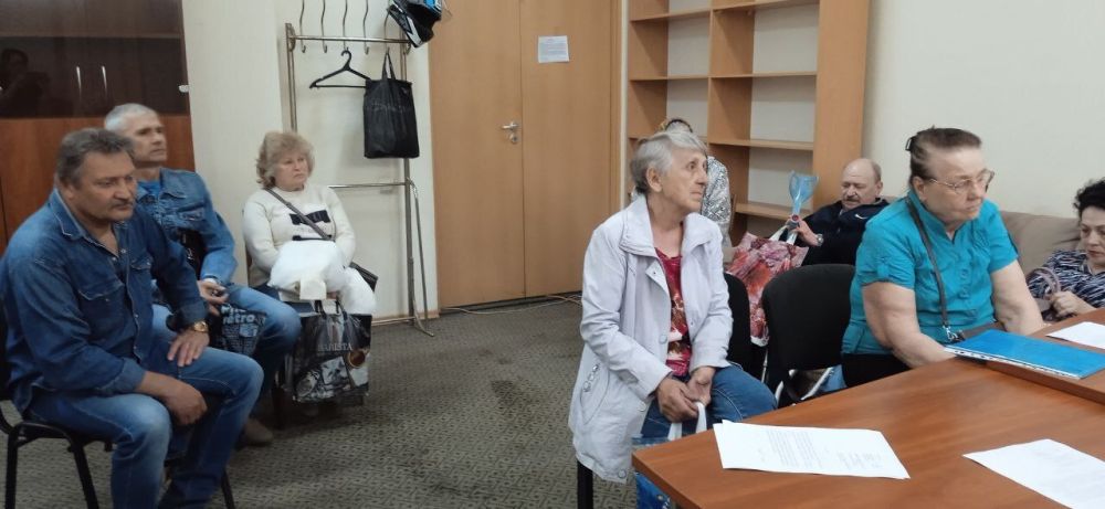 Наталья Бегуненко: Сегодня, 25 апреля, в Управе Петровского внутригородского района Администрации городского округа Донецк состоялся прием граждан с инвалидностью по вопросу вступления во Всероссийское общество инвалидов... Наталья Бегуненко: Сегодня, 25 апреля, в Управе Петровского внутригородского района Администрации городского округа Донецк состоялся прием граждан с инвалидностью по вопросу вступления во Всероссийское общество инвалидов...