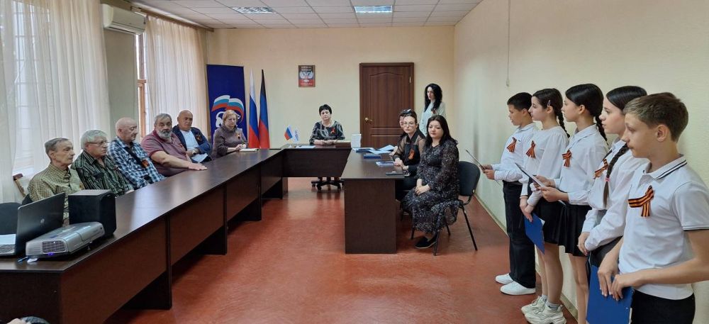 В Советском внутригородском районе городского округа Макеевка состоялся День памяти «Колокола Чернобыля» В Советском внутригородском районе городского округа Макеевка состоялся День памяти «Колокола Чернобыля»