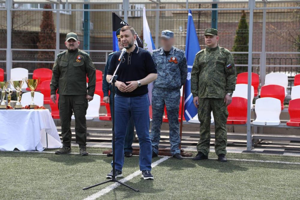 Команда ГУФСИН России по ДНР заняла второе место на соревнованиях по мини-футболу среди ведомств Республики Команда ГУФСИН России по ДНР заняла второе место на соревнованиях по мини-футболу среди ведомств Республики