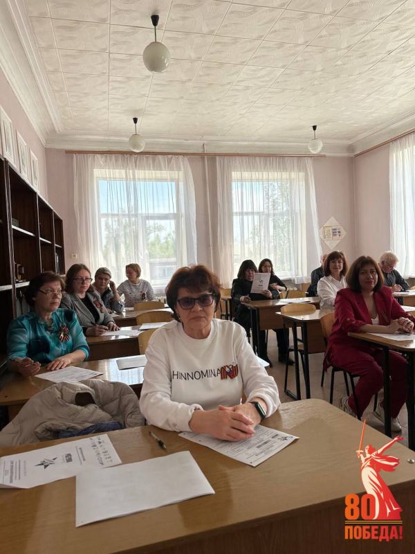 Школьники, студенты, педагоги, родители учащихся города Горловка приняли активное участие в акции «Диктант Победы» Школьники, студенты, педагоги, родители учащихся города Горловка приняли активное участие в акции «Диктант Победы»
