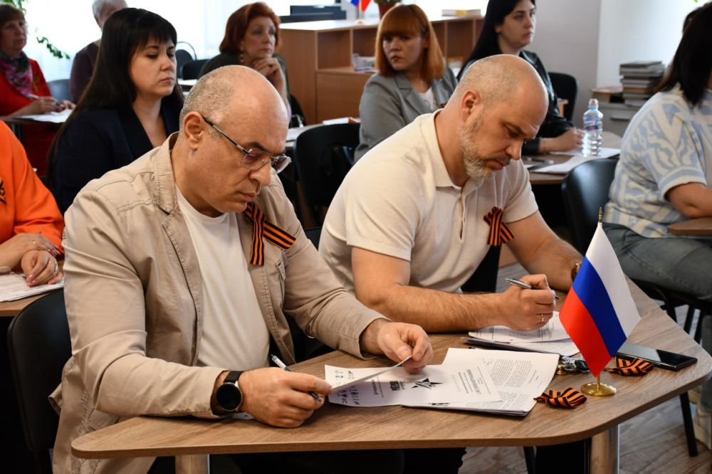 Сергей Желновач: Дебальцево присоединилось к "Диктанту Победы": Память в сердцах! Сергей Желновач: Дебальцево присоединилось к "Диктанту Победы": Память в сердцах!
