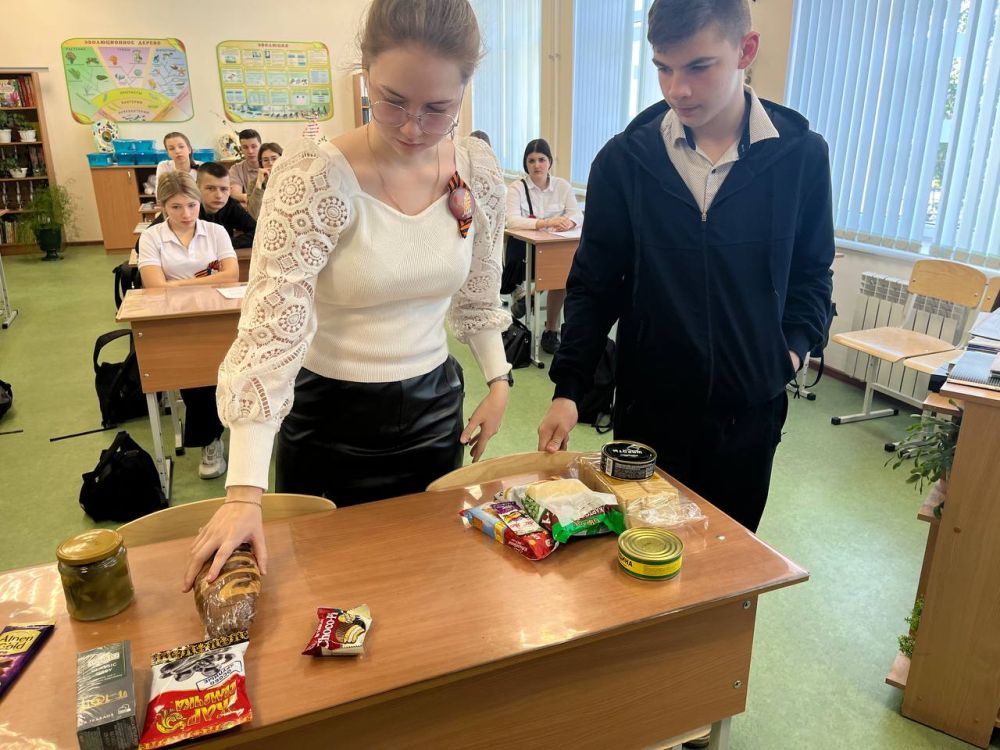 Школьники Снежного проверили знания о Великой Победе Школьники Снежного проверили знания о Великой Победе