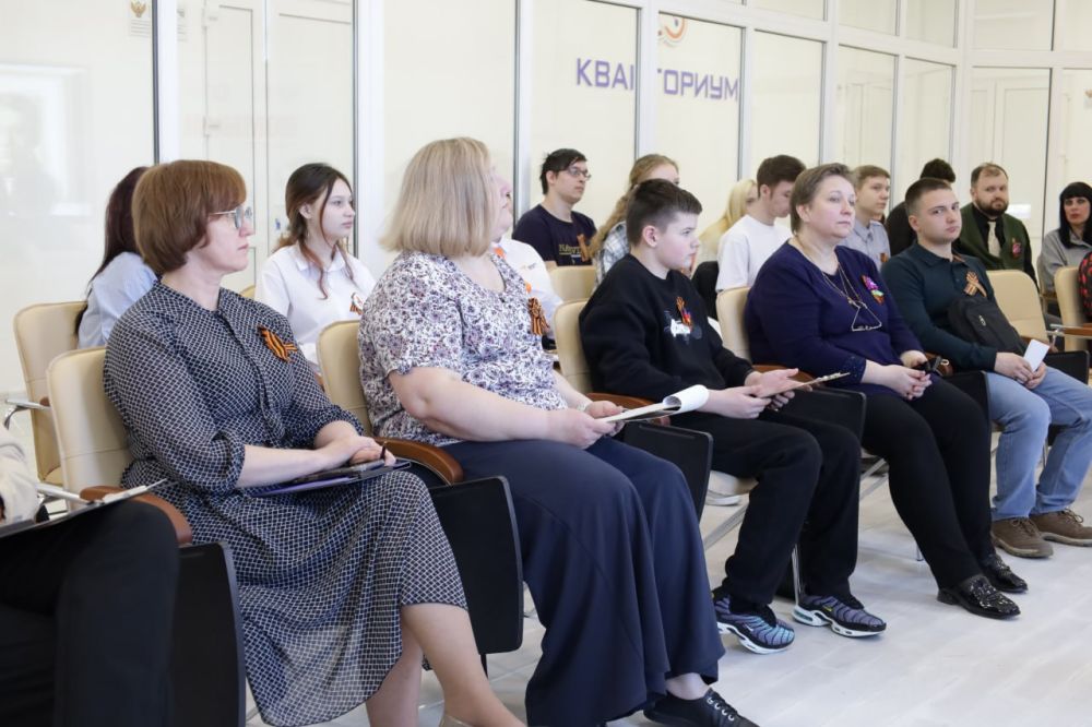 В Донецком педагогическом присоединились к написанию Наших семейных книг памяти В Донецком педагогическом присоединились к написанию Наших семейных книг памяти