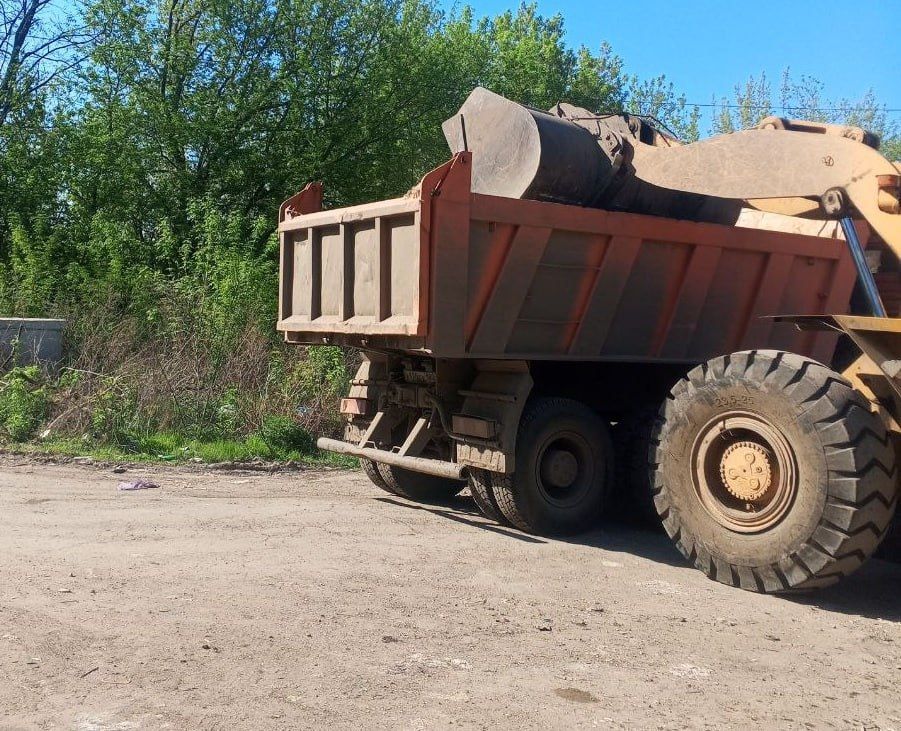 В Кировском внутригородском районе продолжаются работы по санитарному содержанию территории В Кировском внутригородском районе продолжаются работы по санитарному содержанию территории