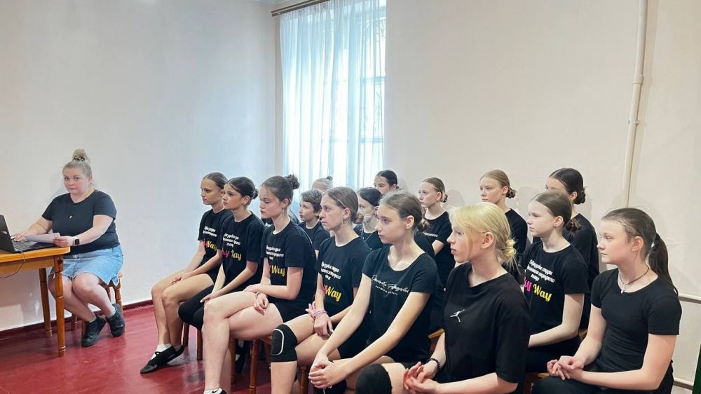 Юрий Будрин: Сегодня, 25 апреля 2025 года, в Кировском районе города Донецк, во Дворце культуры им. И. Франко в рамках направления ГосСтарт.Доброслужащий прошёл вечер памяти, посвящённый трагедии на ЧАЭС «Память о... Юрий Будрин: Сегодня, 25 апреля 2025 года, в Кировском районе города Донецк, во Дворце культуры им. И. Франко в рамках направления ГосСтарт.Доброслужащий прошёл вечер памяти, посвящённый трагедии на ЧАЭС «Память о...