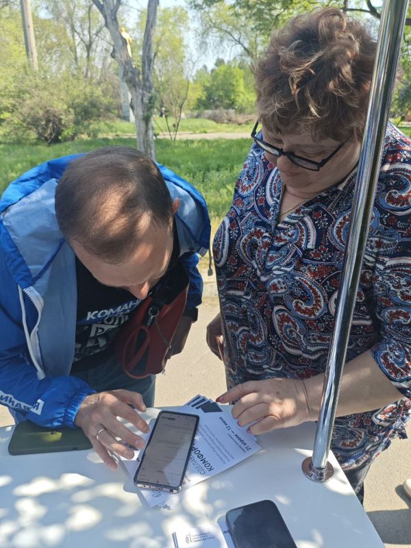 Сегодня во всех районах Донецка состоялся Всероссийский субботник, в ходе которого каждый желающий смог проголосовать за проекты, направленные на создание комфортной городской среды Сегодня во всех районах Донецка состоялся Всероссийский субботник, в ходе которого каждый желающий смог проголосовать за проекты, направленные на создание комфортной городской среды