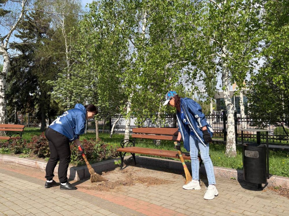 Сегодня по всей нашей стране проходит Всероссийский субботник! Сегодня по всей нашей стране проходит Всероссийский субботник!