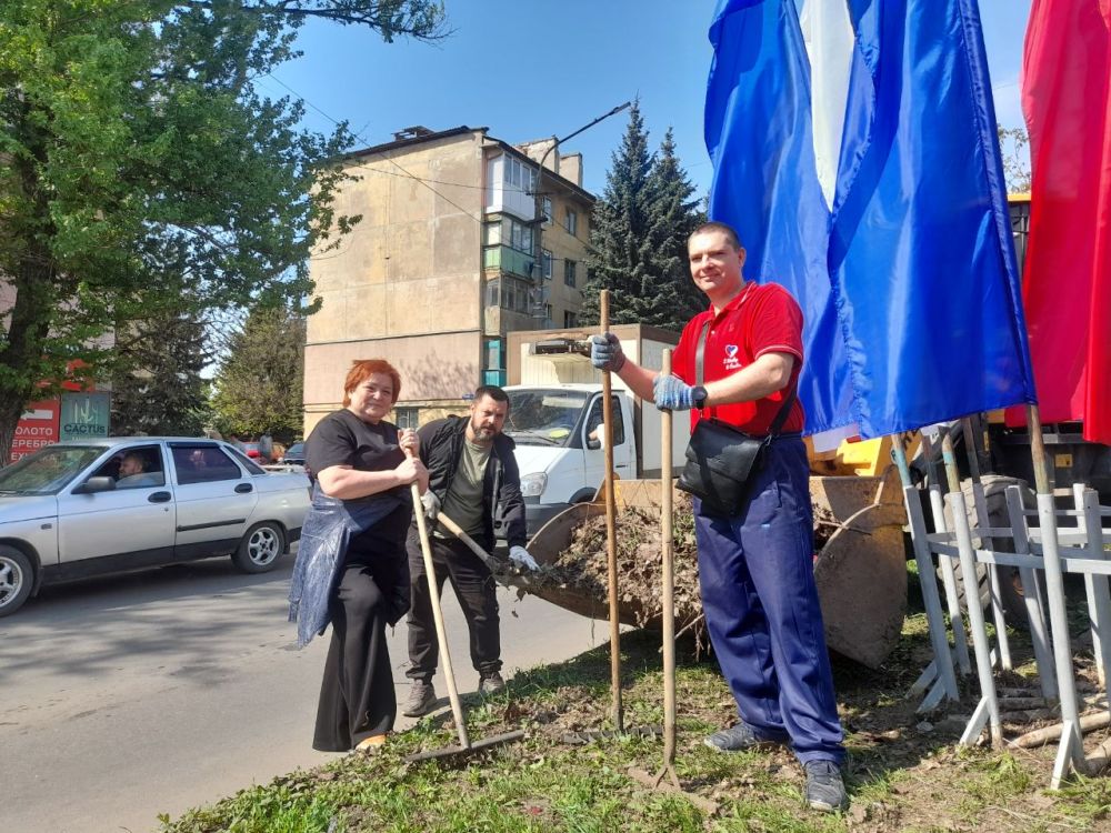 Кировский внутригородской район продолжает принимать активное участие во Всероссийском субботнике Кировский внутригородской район продолжает принимать активное участие во Всероссийском субботнике