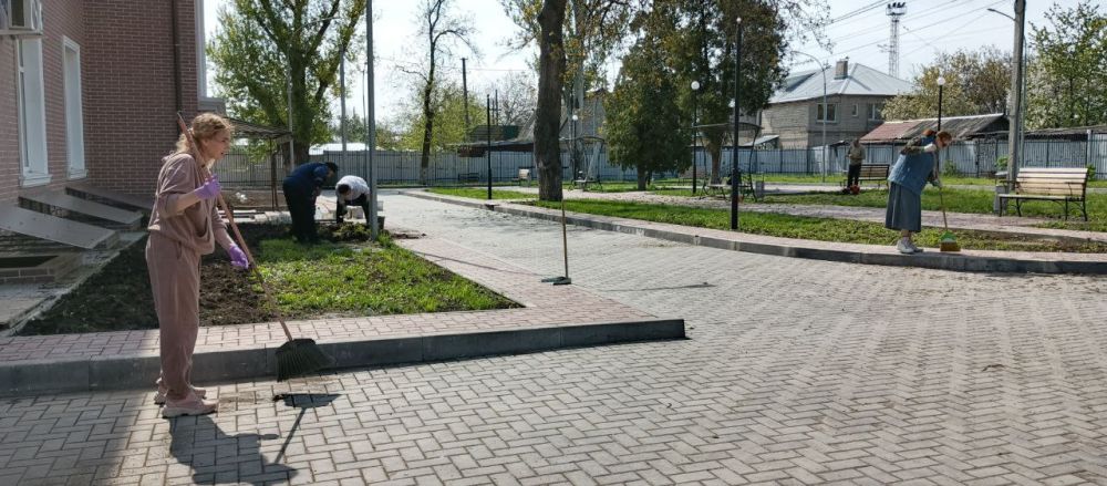 26 апреля прошёл Всероссийский субботник в рамках серии мероприятий "ЗЕЛЁНЫЙ ДОНБАСС" 26 апреля прошёл Всероссийский субботник в рамках серии мероприятий "ЗЕЛЁНЫЙ ДОНБАСС"