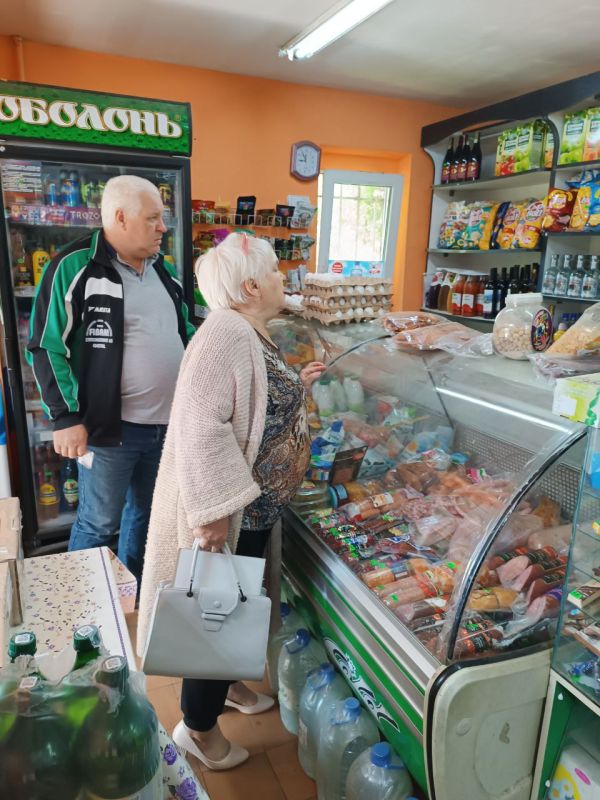 Депутат Харцызского городского совета Жидких Людмила Николаевна, (от фракции Партии «Единая Россия», совместно с членом Народного Контроля Лащенко Леонидом Александровичем 23 апреля 2025 г. провели рейд по проверке... Депутат Харцызского городского совета Жидких Людмила Николаевна, (от фракции Партии «Единая Россия», совместно с членом Народного Контроля Лащенко Леонидом Александровичем 23 апреля 2025 г. провели рейд по проверке...