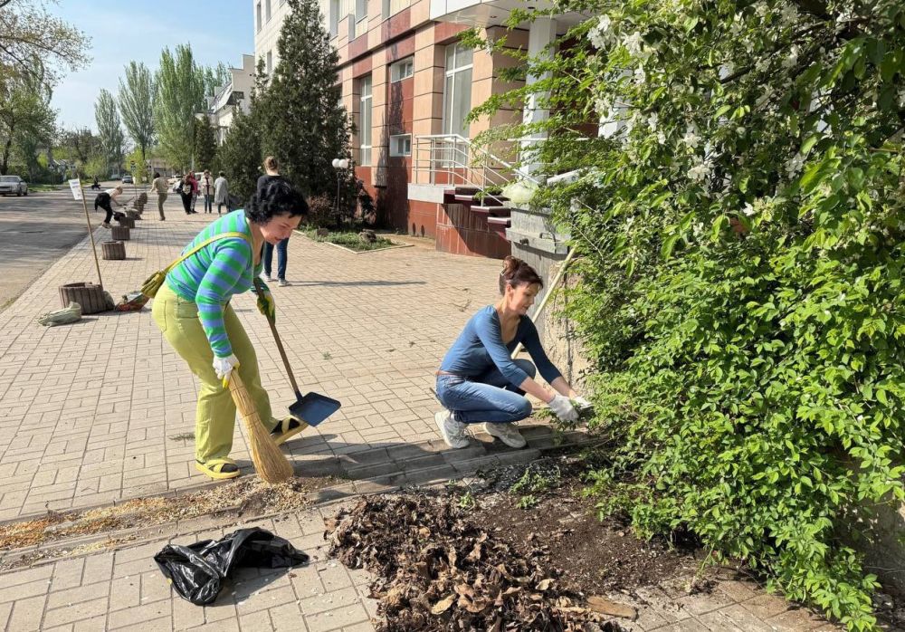 Коллективы центров занятости ДНР приводят в порядок родные населенные пункты Коллективы центров занятости ДНР приводят в порядок родные населенные пункты
