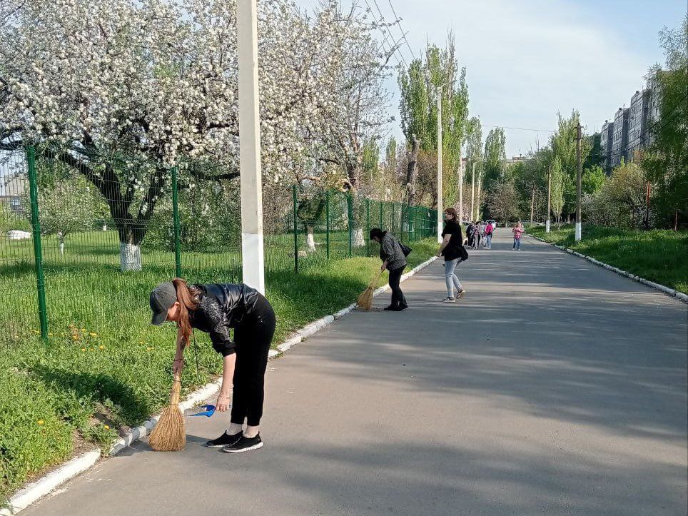 Более 600 кировчан поучаствовали в общереспубликанском субботнике Более 600 кировчан поучаствовали в общереспубликанском субботнике