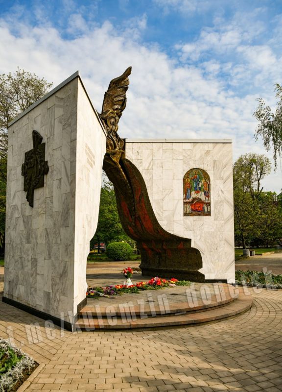 Алексей Кулемзин: Никогда не забудем подвиг ликвидаторов Чернобыльской трагедии Алексей Кулемзин: Никогда не забудем подвиг ликвидаторов Чернобыльской трагедии