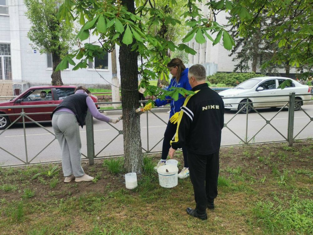 Борис Трима: Сегодня в Мангушском муниципальном округе, по поручению главы ДНР Дениса Пушилина, состоялся Всероссийский субботник, который собрал множество активистов и жителей, стремящихся внести свой вклад в... Борис Трима: Сегодня в Мангушском муниципальном округе, по поручению главы ДНР Дениса Пушилина, состоялся Всероссийский субботник, который собрал множество активистов и жителей, стремящихся внести свой вклад в...