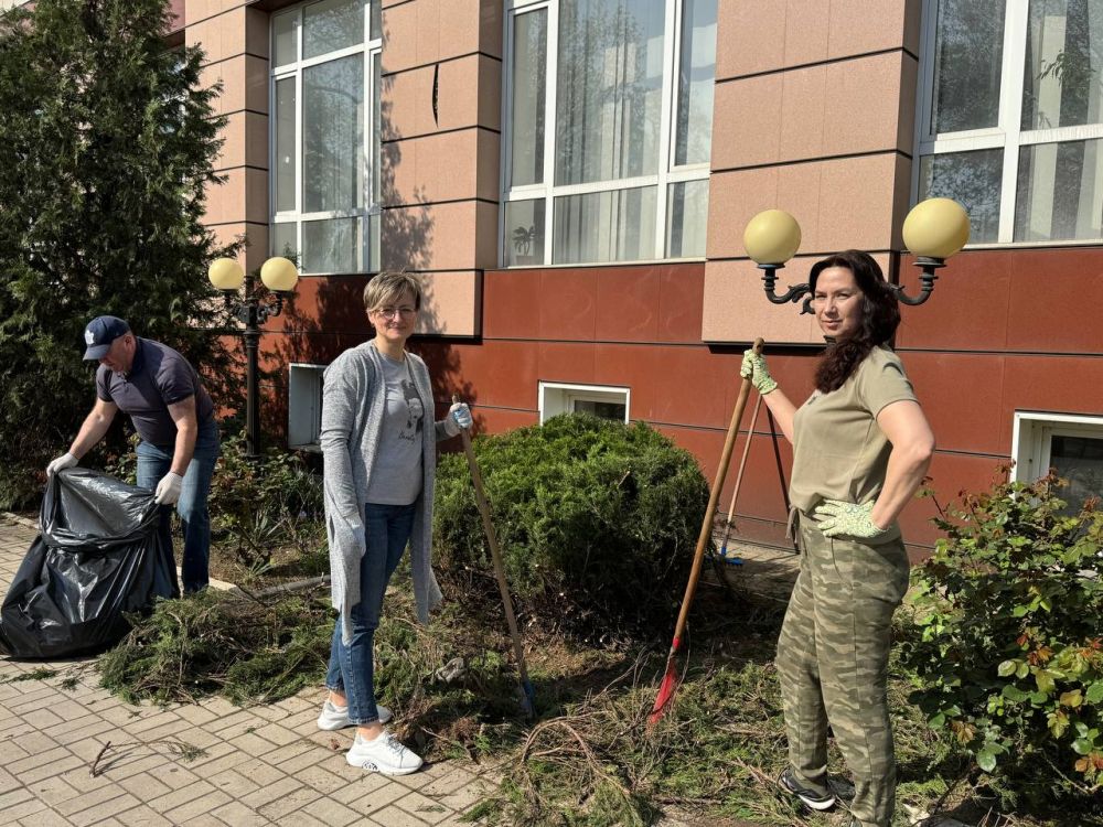 Коллективы центров занятости ДНР приводят в порядок родные населенные пункты Коллективы центров занятости ДНР приводят в порядок родные населенные пункты