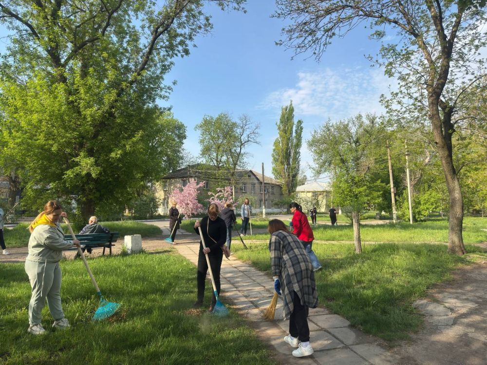В Ждановке прошел общереспубликанский субботник В Ждановке прошел общереспубликанский субботник