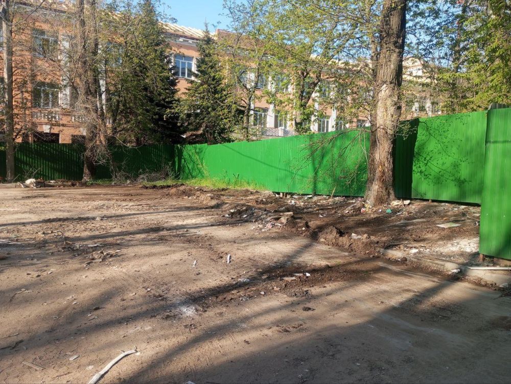 Коммунальщики за день вывезли со стихийных свалок порядка 120 кубометров мусора Коммунальщики за день вывезли со стихийных свалок порядка 120 кубометров мусора