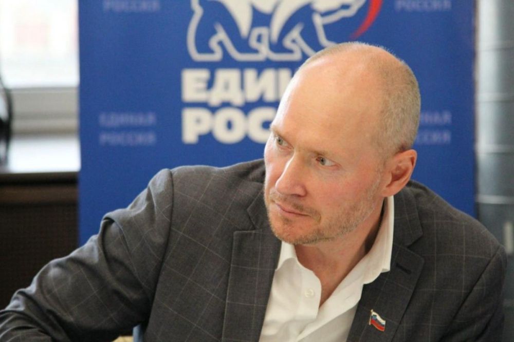 К 80-летию Великой Победы Ленобласть организует выставку в Енакиево К 80-летию Великой Победы Ленобласть организует выставку в Енакиево