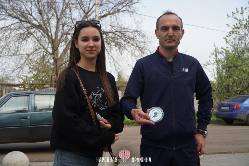 Символ нашей памяти!. Активисты Народной Дружины, студенты и сотрудники Волновахского технологического техникума приняли участие в международной акции «Сад памяти», посвящённой 80-летию Победы Символ нашей памяти!. Активисты Народной Дружины, студенты и сотрудники Волновахского технологического техникума приняли участие в международной акции «Сад памяти», посвящённой 80-летию Победы