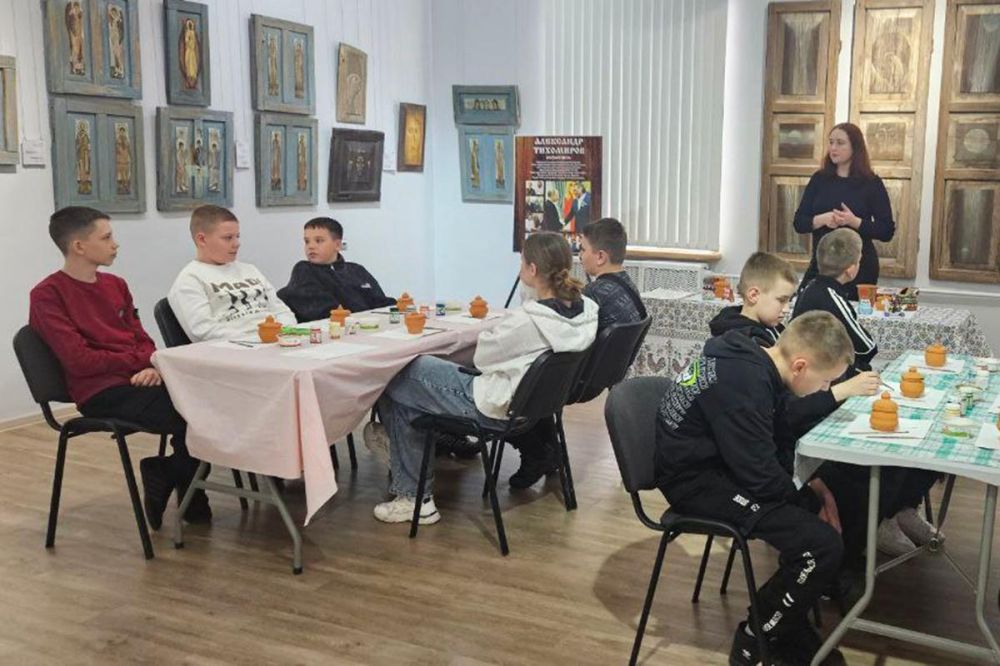 Игорь Лызов: Школьники из Амвросиевки познакомились с Амурской областью Игорь Лызов: Школьники из Амвросиевки познакомились с Амурской областью