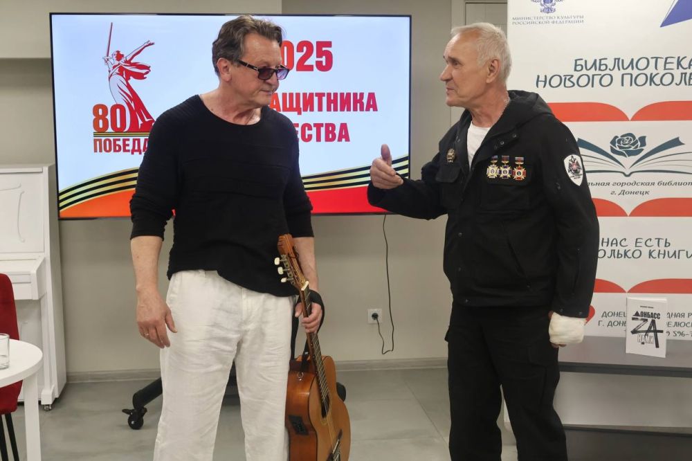 Ветераны-защитники Отечества встретились с легендарным Владимиром Скобцовым Ветераны-защитники Отечества встретились с легендарным Владимиром Скобцовым