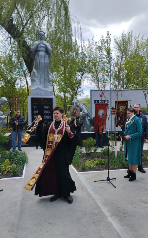 Александр Шатов: В Шахтерском округе открыли памятник после реставрации Александр Шатов: В Шахтерском округе открыли памятник после реставрации