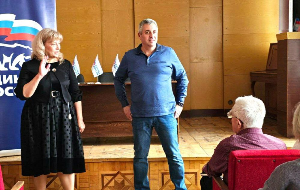 ВСТРЕЧИ С ТРУДОВЫМИ КОЛЛЕКТИВАМИ ВСТРЕЧИ С ТРУДОВЫМИ КОЛЛЕКТИВАМИ
