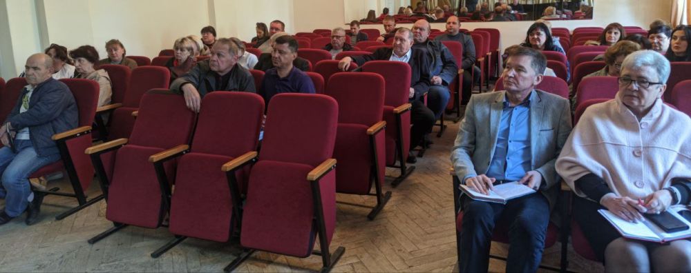 В Старобешево специалист пожарно-спасательного отряда пгт Старобешево МЧС ДНР провел инструктаж по пожарной безопасности В Старобешево специалист пожарно-спасательного отряда пгт Старобешево МЧС ДНР провел инструктаж по пожарной безопасности