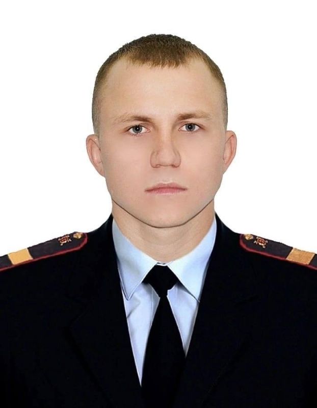 Парта Героя не просто дань памяти, а символ величия и мужества наших солдат Парта Героя не просто дань памяти, а символ величия и мужества наших солдат