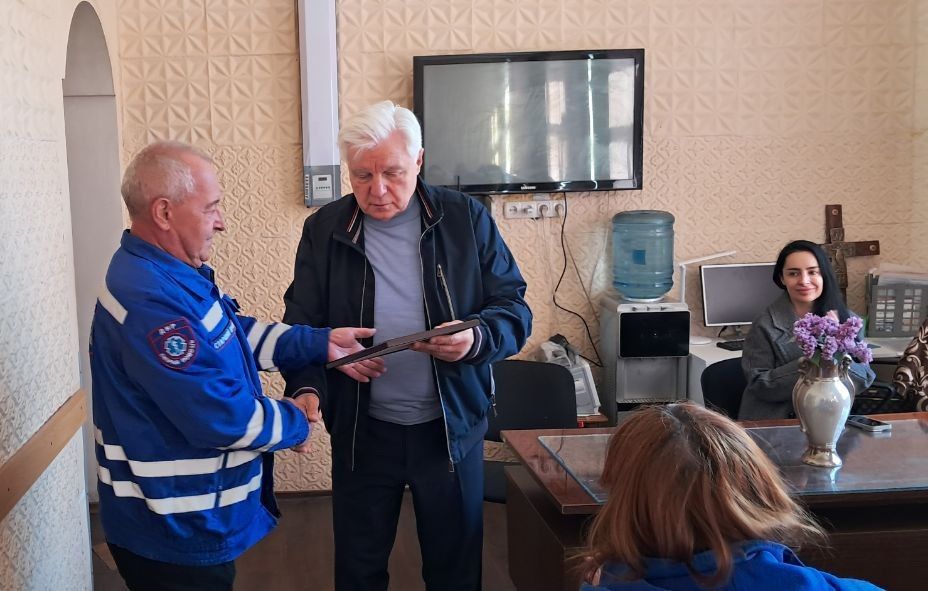 28 апреля руководитель Управы Центрально-Городского внутригородского района Владимир Меша и депутат Макеевского городского совета Яна Мусацкая провели встречу с трудовым коллективом Обособленного структурного подразделения... 28 апреля руководитель Управы Центрально-Городского внутригородского района Владимир Меша и депутат Макеевского городского совета Яна Мусацкая провели встречу с трудовым коллективом Обособленного структурного подразделения...