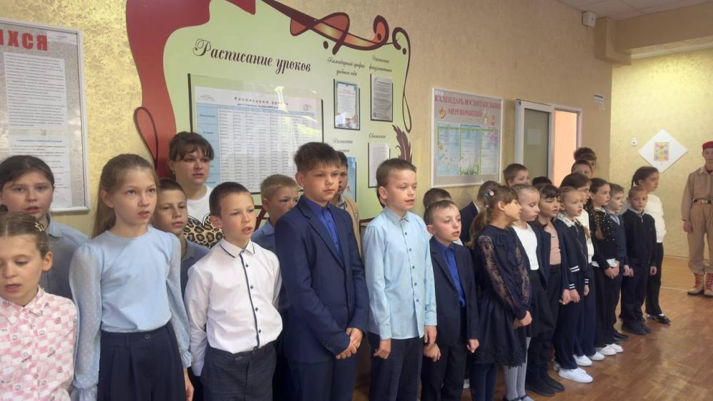 В школах Тельмановского муниципального округа прошли уроки «Разговоры о важном» В школах Тельмановского муниципального округа прошли уроки «Разговоры о важном»