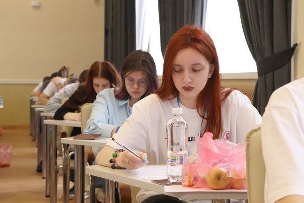 Всероссийская олимпиада школьников по литературе завершилась в Пскове Всероссийская олимпиада школьников по литературе завершилась в Пскове