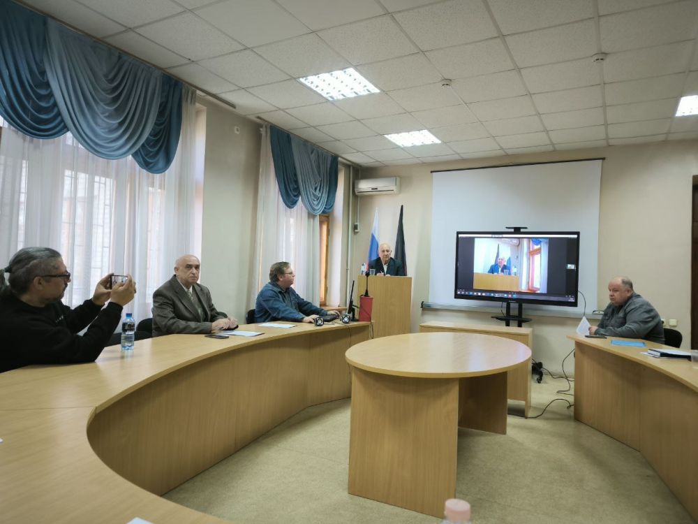 На истфаке состоялась Всероссийская научная конференция «История Донбасса: анализ и перспективы» На истфаке состоялась Всероссийская научная конференция «История Донбасса: анализ и перспективы»