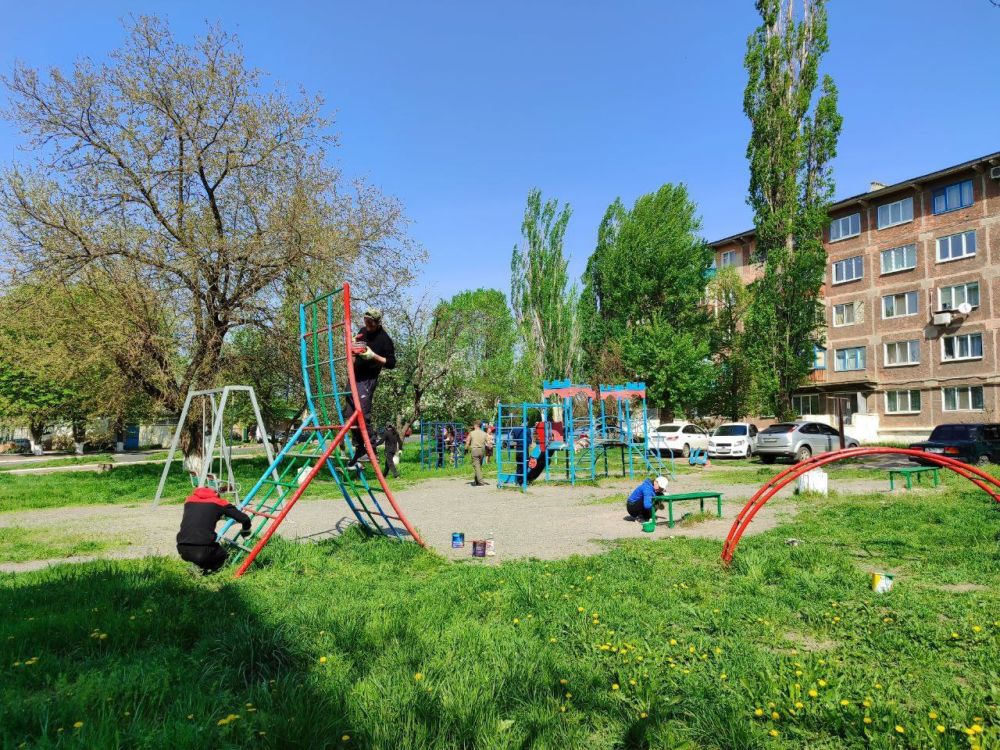 В Докучаевске прошел Всероссийский субботник! В Докучаевске прошел Всероссийский субботник!