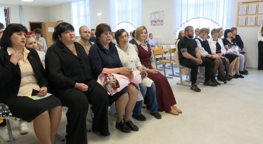 Парта Героя не просто дань памяти, а символ величия и мужества наших солдат Парта Героя не просто дань памяти, а символ величия и мужества наших солдат