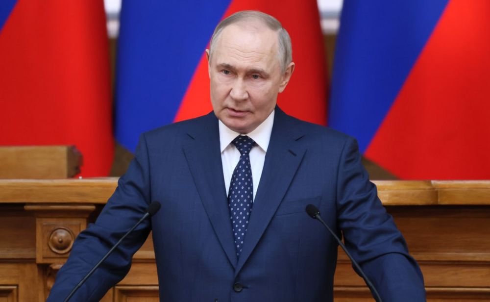 Константин Кузьмин: Президент Российской Федерации Владимир Путин встретился с членами Совета законодателей при Федеральном Собрании Российской Федерации Константин Кузьмин: Президент Российской Федерации Владимир Путин встретился с членами Совета законодателей при Федеральном Собрании Российской Федерации