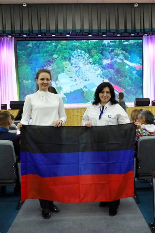 Десятиклассница из Макеевки приняла участие в заключительном этапе Всероссийской олимпиады школьников по географии Десятиклассница из Макеевки приняла участие в заключительном этапе Всероссийской олимпиады школьников по географии