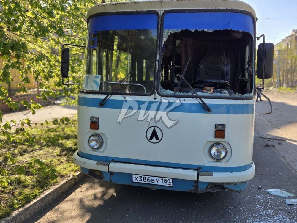 Иван Приходько: Обстрелом ВФУ поврежден пассажирский автобус Иван Приходько: Обстрелом ВФУ поврежден пассажирский автобус