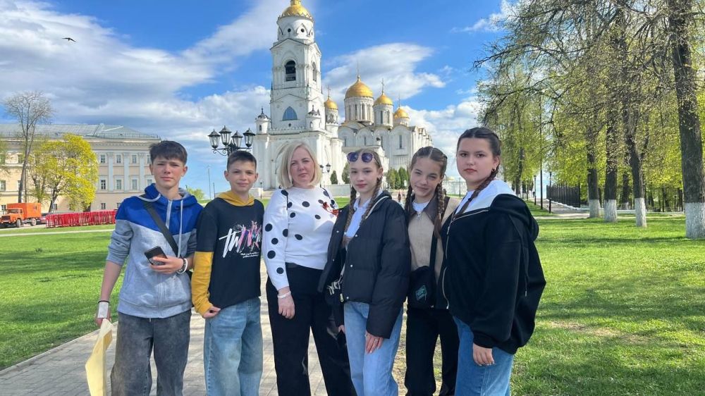 Ребята из Кировского поучаствовали в фестивале «Владимирские грамотеи приглашают» во Владимире Ребята из Кировского поучаствовали в фестивале «Владимирские грамотеи приглашают» во Владимире
