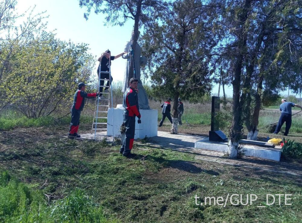 ФИЛИАЛОМ «АМВРОСИЕВКАТЕПЛОСЕТЬ» ОТРЕСТАВРИРОВАН ПАМЯТНИК СОВЕТСКИМ ВОИНАМ С БЛАГОУСТРОЙСТВОМ ПРИЛЕГАЮЩЕЙ ТЕРРИТОРИИ В СЕЛЕ КАЛИНОВО ФИЛИАЛОМ «АМВРОСИЕВКАТЕПЛОСЕТЬ» ОТРЕСТАВРИРОВАН ПАМЯТНИК СОВЕТСКИМ ВОИНАМ С БЛАГОУСТРОЙСТВОМ ПРИЛЕГАЮЩЕЙ ТЕРРИТОРИИ В СЕЛЕ КАЛИНОВО