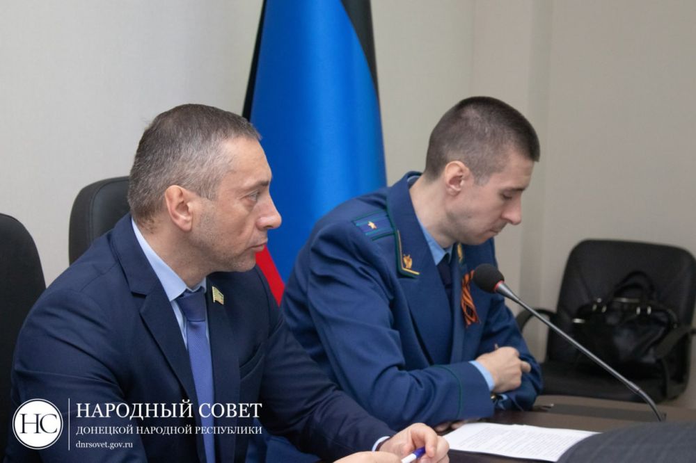 Парламентарии обсудили вопросы признания государственных (муниципальных) контрактов недействительными Парламентарии обсудили вопросы признания государственных (муниципальных) контрактов недействительными