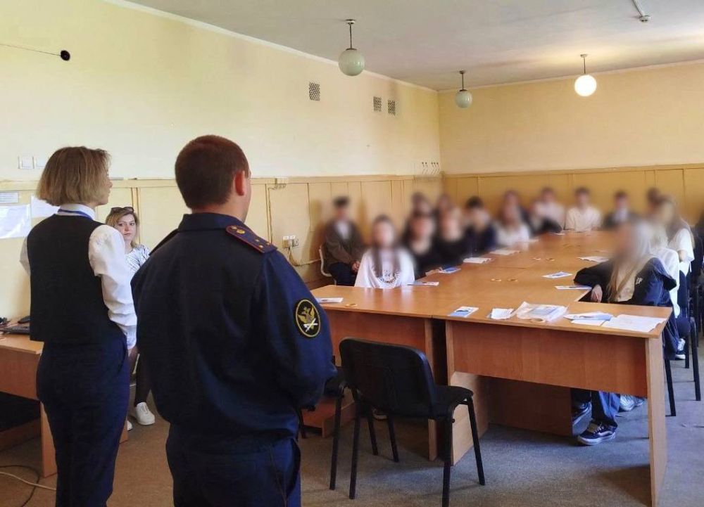 Сотрудники УИИ по г. Дебальцево провели профилактическое мероприятие со школьниками