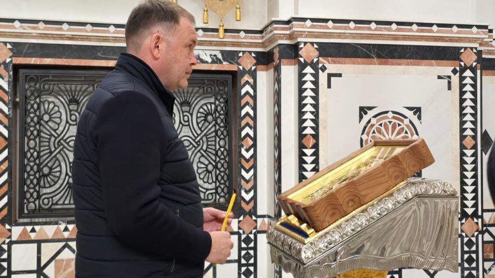 Иван Приходько: Во время пребывания в Горловке Губернатор Кузбасса Илья Владимирович Середюк побывал в Богоявленском кафедральном соборе, где побеседовал с Митрополитом Горловским и Славянским Митрофаном Иван Приходько: Во время пребывания в Горловке Губернатор Кузбасса Илья Владимирович Середюк побывал в Богоявленском кафедральном соборе, где побеседовал с Митрополитом Горловским и Славянским Митрофаном