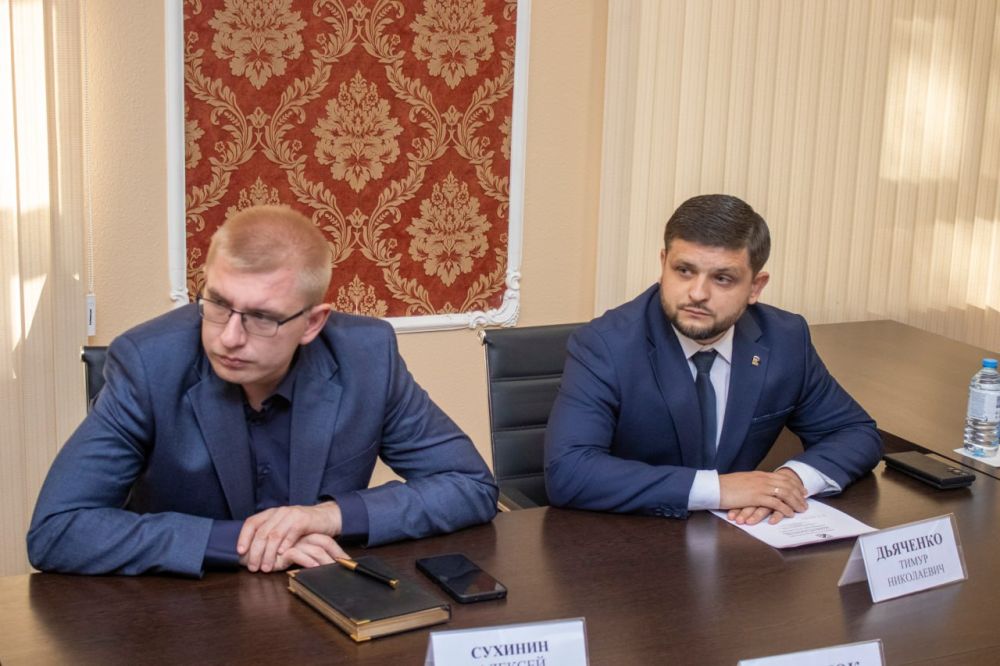 В Народном Совете обсудили проблемы оформления земельных участков В Народном Совете обсудили проблемы оформления земельных участков
