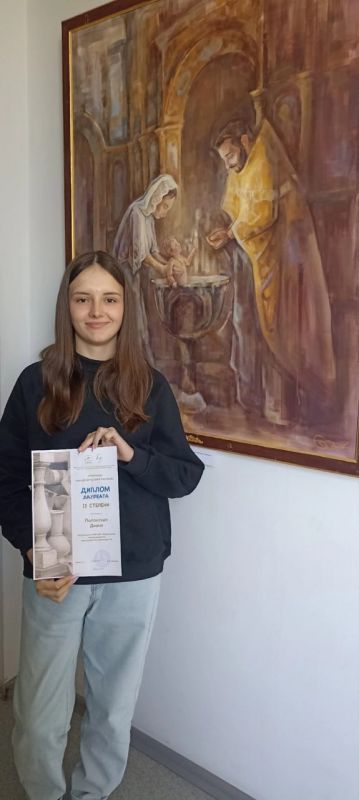 Ученицы Ждановской школы искусств стали лауреатами Республиканской Олимпиады по «Академическому рисунку» Ученицы Ждановской школы искусств стали лауреатами Республиканской Олимпиады по «Академическому рисунку»