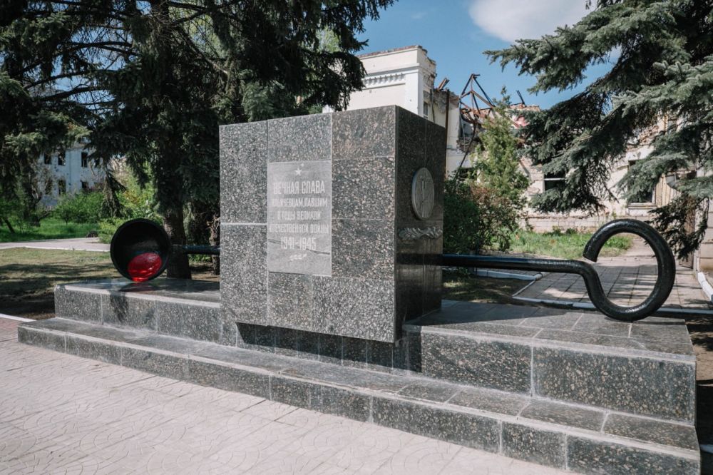 Олег Моргун: К наступающему юбилею Победы на сегодняшний день привели в порядок 55 из 59 требующих благоустройства памятников и памятных знаков Олег Моргун: К наступающему юбилею Победы на сегодняшний день привели в порядок 55 из 59 требующих благоустройства памятников и памятных знаков