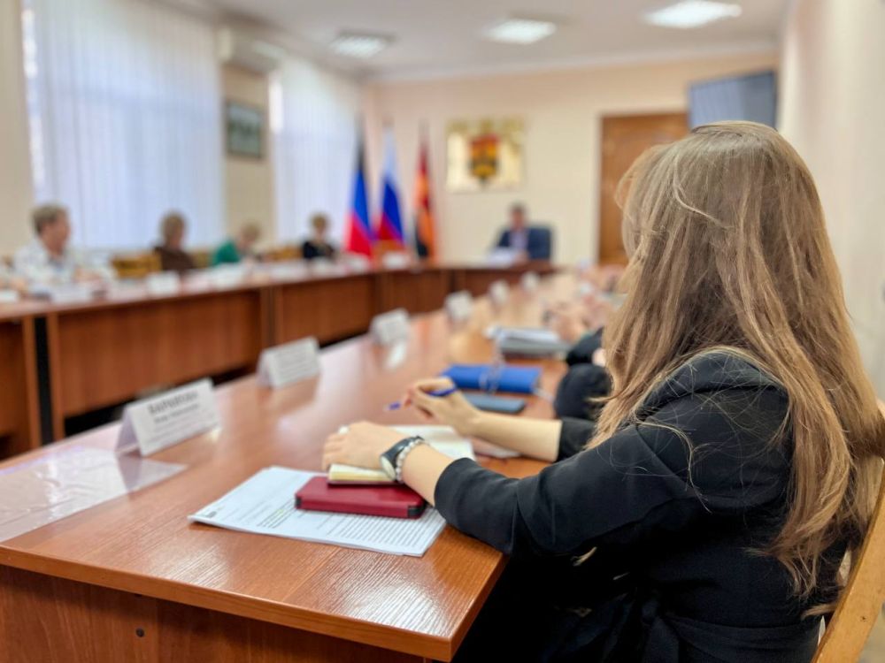Совещание в Администрации Шахтерского муниципального округа Донецкой Народной Республики Совещание в Администрации Шахтерского муниципального округа Донецкой Народной Республики
