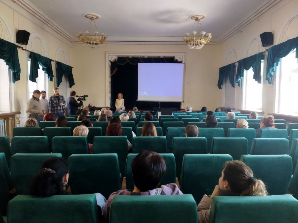 В 2025 году город Зугрэс принимает участие во Всероссийском конкурсе лучших проектов создания комфортной городской среды В 2025 году город Зугрэс принимает участие во Всероссийском конкурсе лучших проектов создания комфортной городской среды