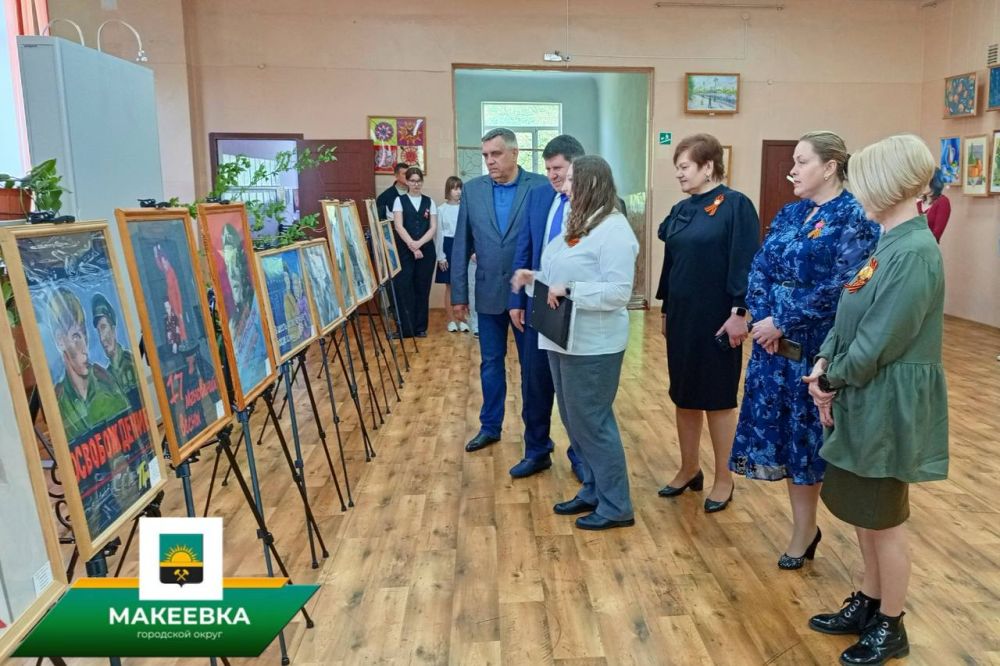 В Макеевке состоялось награждение призёров в конкурсе афиш и плакатов кинематографии «СИНЕМА 2025» В Макеевке состоялось награждение призёров в конкурсе афиш и плакатов кинематографии «СИНЕМА 2025»