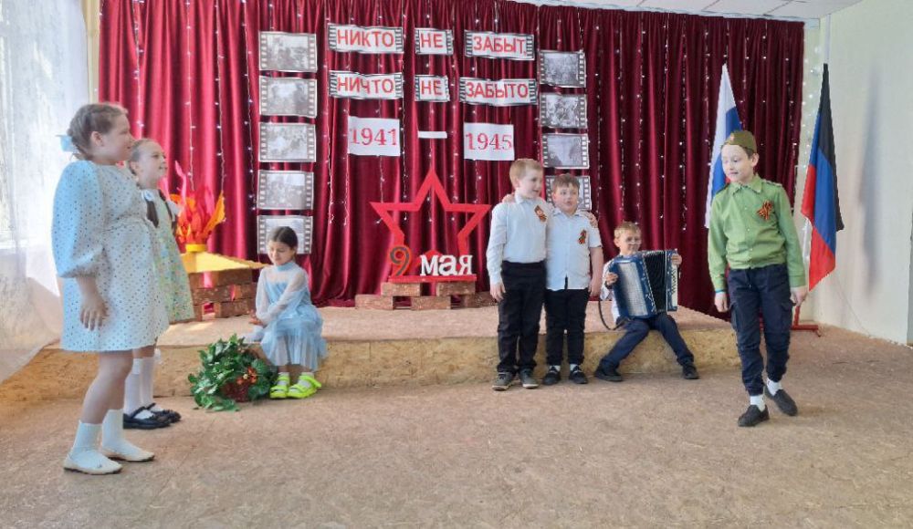 НАМ ПЕСНИ ЭТИ ПОЗАБЫТЬ НЕЛЬЗЯ НАМ ПЕСНИ ЭТИ ПОЗАБЫТЬ НЕЛЬЗЯ